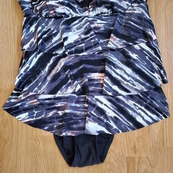 Swim Solutions Triple Tiered Tummy-Control 1-Piece - Picture 5 of 15